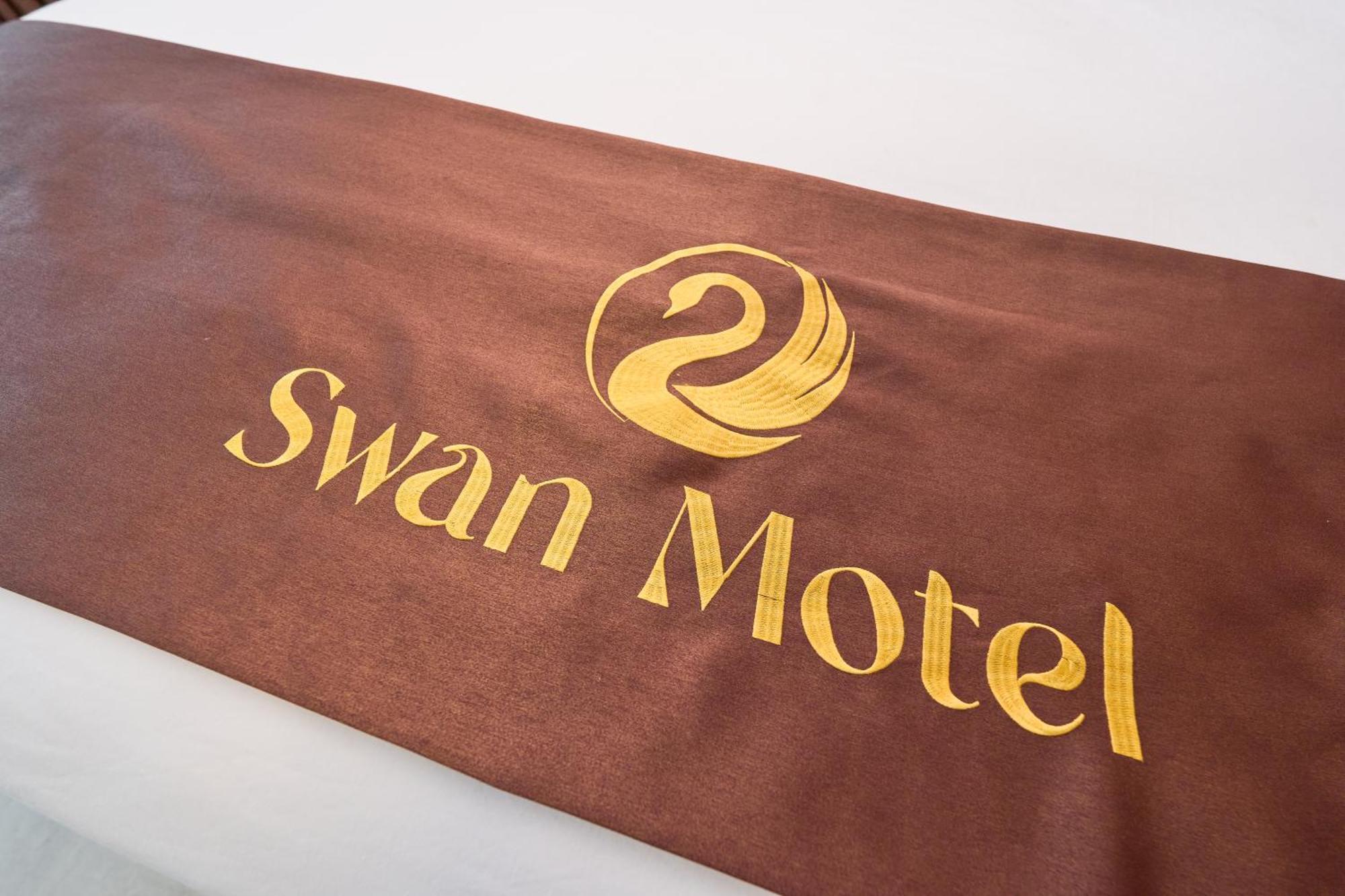 Swan Motel Ha Long Bagian luar foto